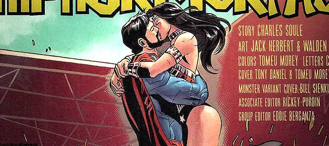 Superman and Wonder Woman Kiss